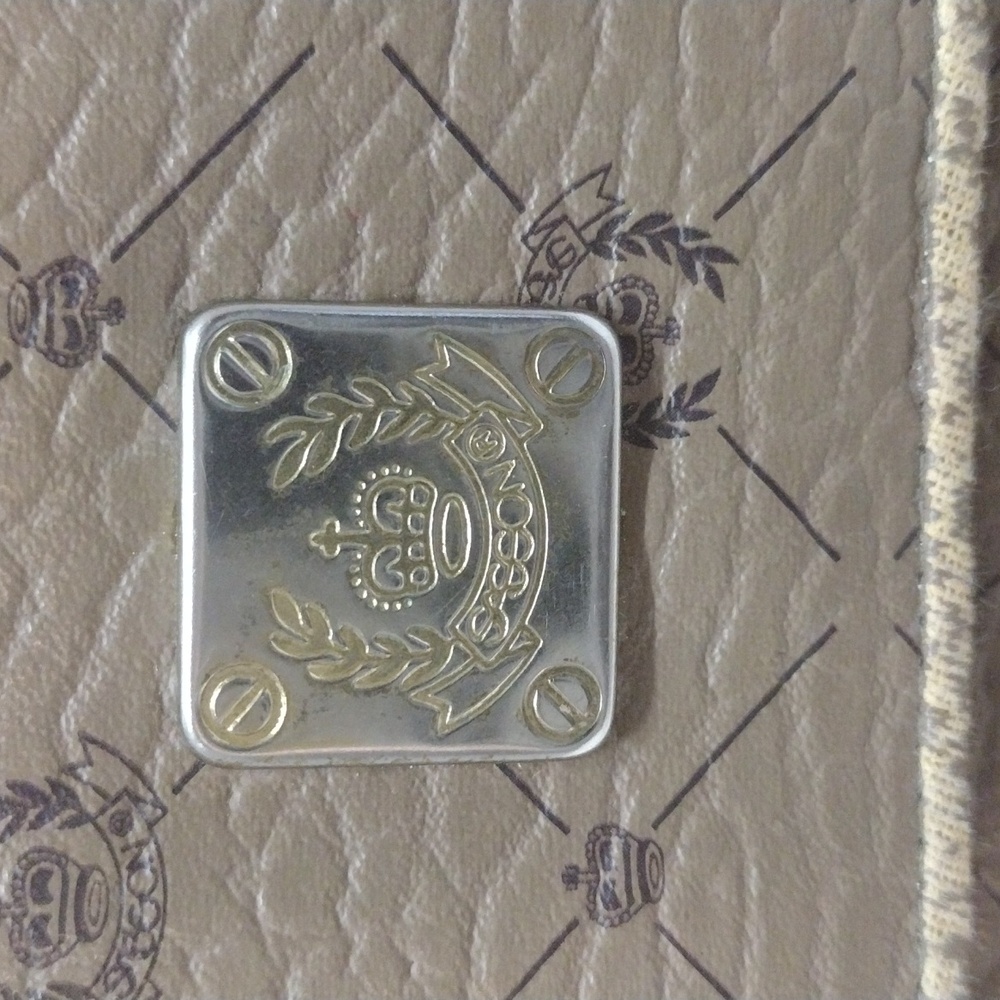 Sasson Beige Clutch Purse - Picture 3 of 11